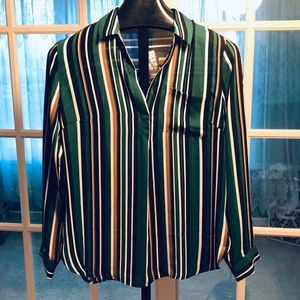 Forever 21 V-Neck Green striped blouse